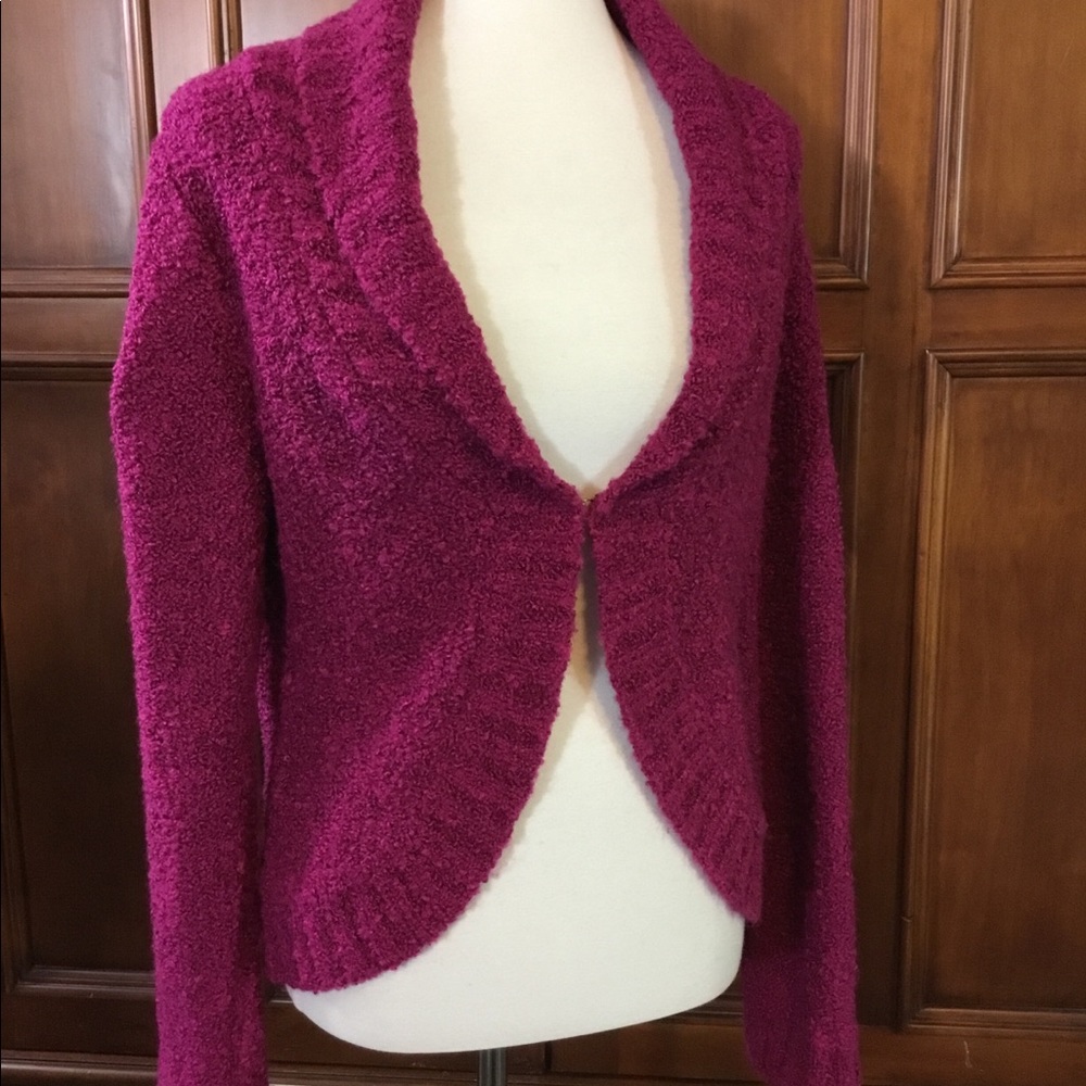 Jones Wear sweater Gorgeous pink, fuzzy feel, EUC